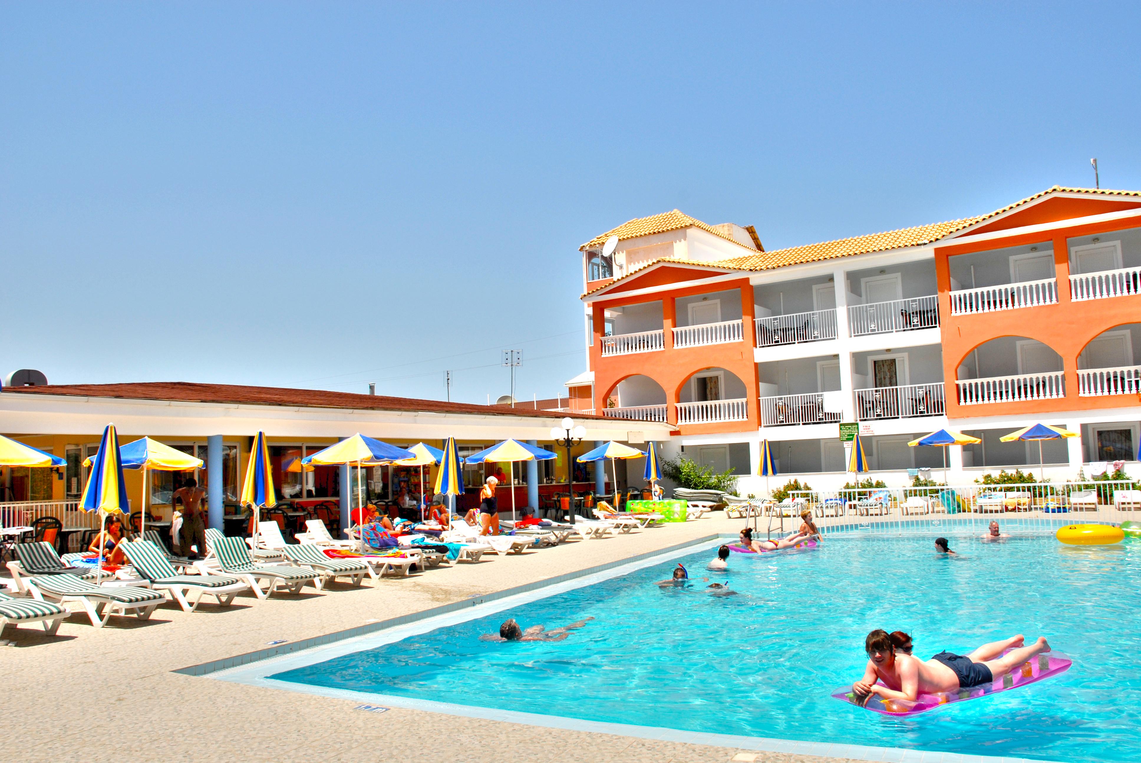 Planos Deluxe Планос Екстер'єр фото