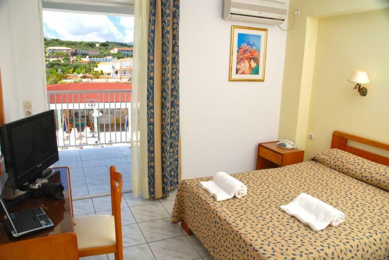 Planos Hotel Екстер'єр фото