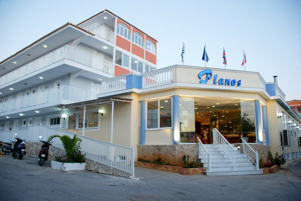 Planos Hotel Екстер'єр фото