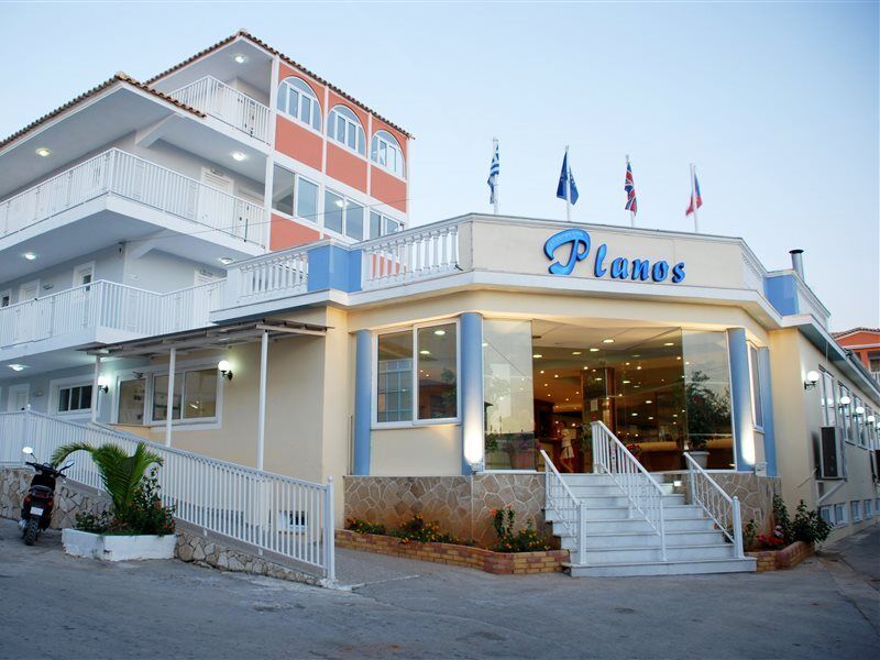 Planos Hotel Екстер'єр фото