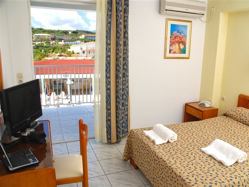 Planos Deluxe Планос Екстер'єр фото