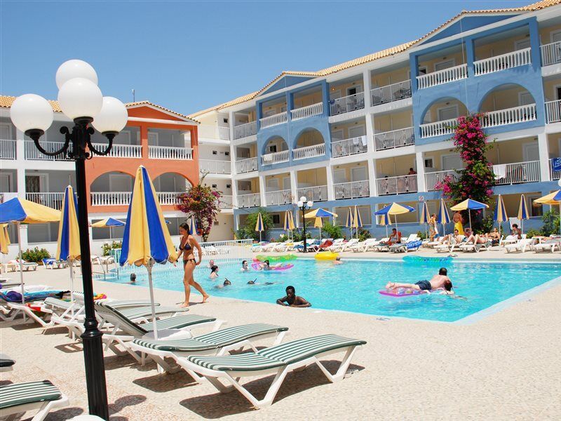 Planos Hotel Екстер'єр фото